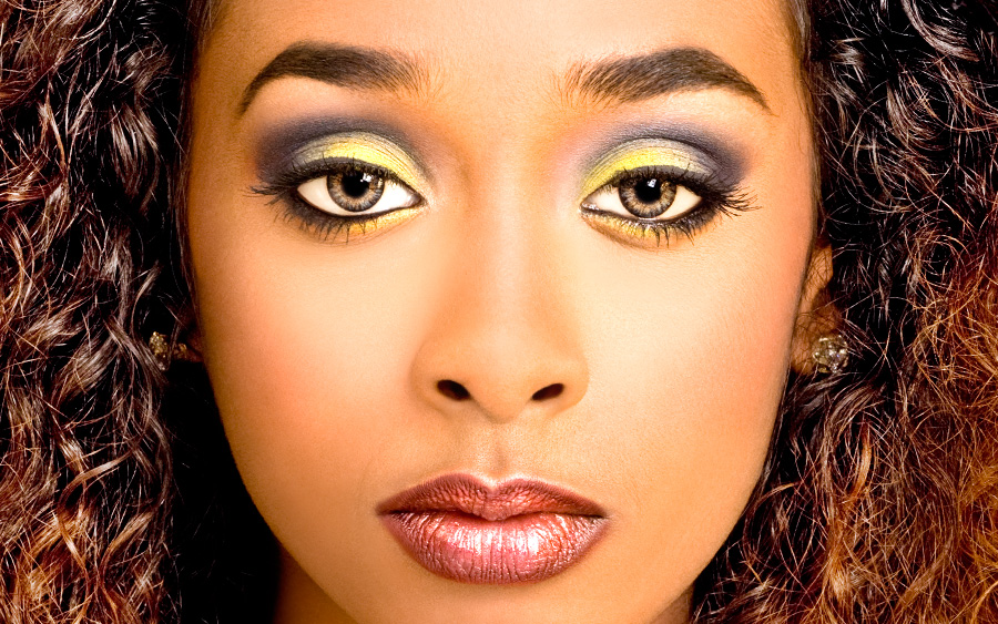 SARAH ISHAQ PERFECT MAKEUP
